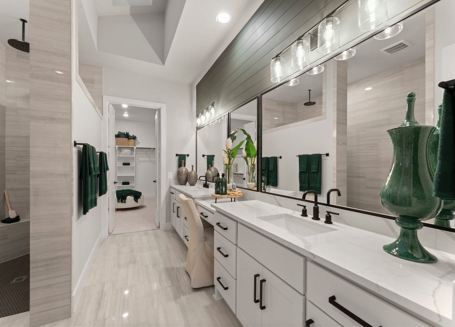 Large dual-vanity primary bathroom in the Teramo model